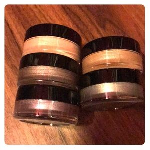 Cream Color Eye Color - Violet Storm